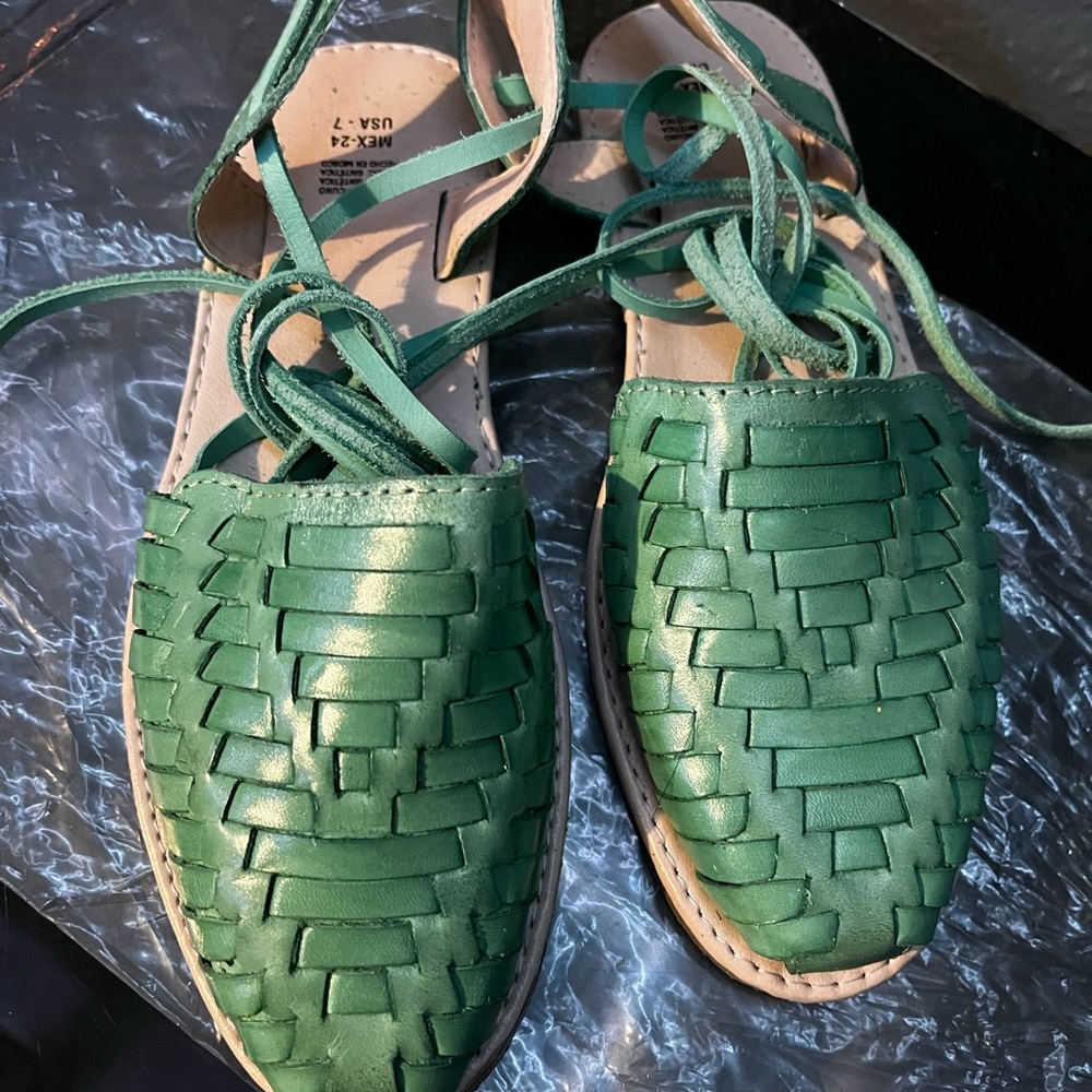 Green sandals size 7